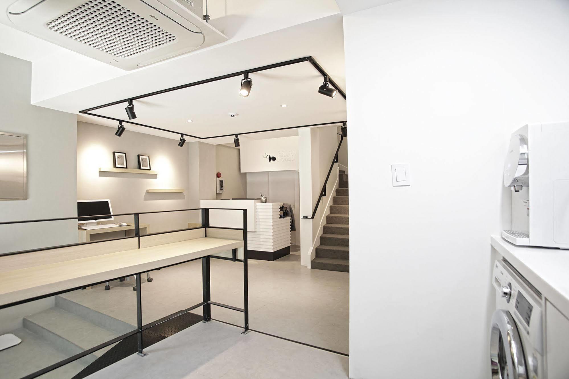 Hotel Sleepy Panda Streamwalk Seoul Jongno Kültér fotó