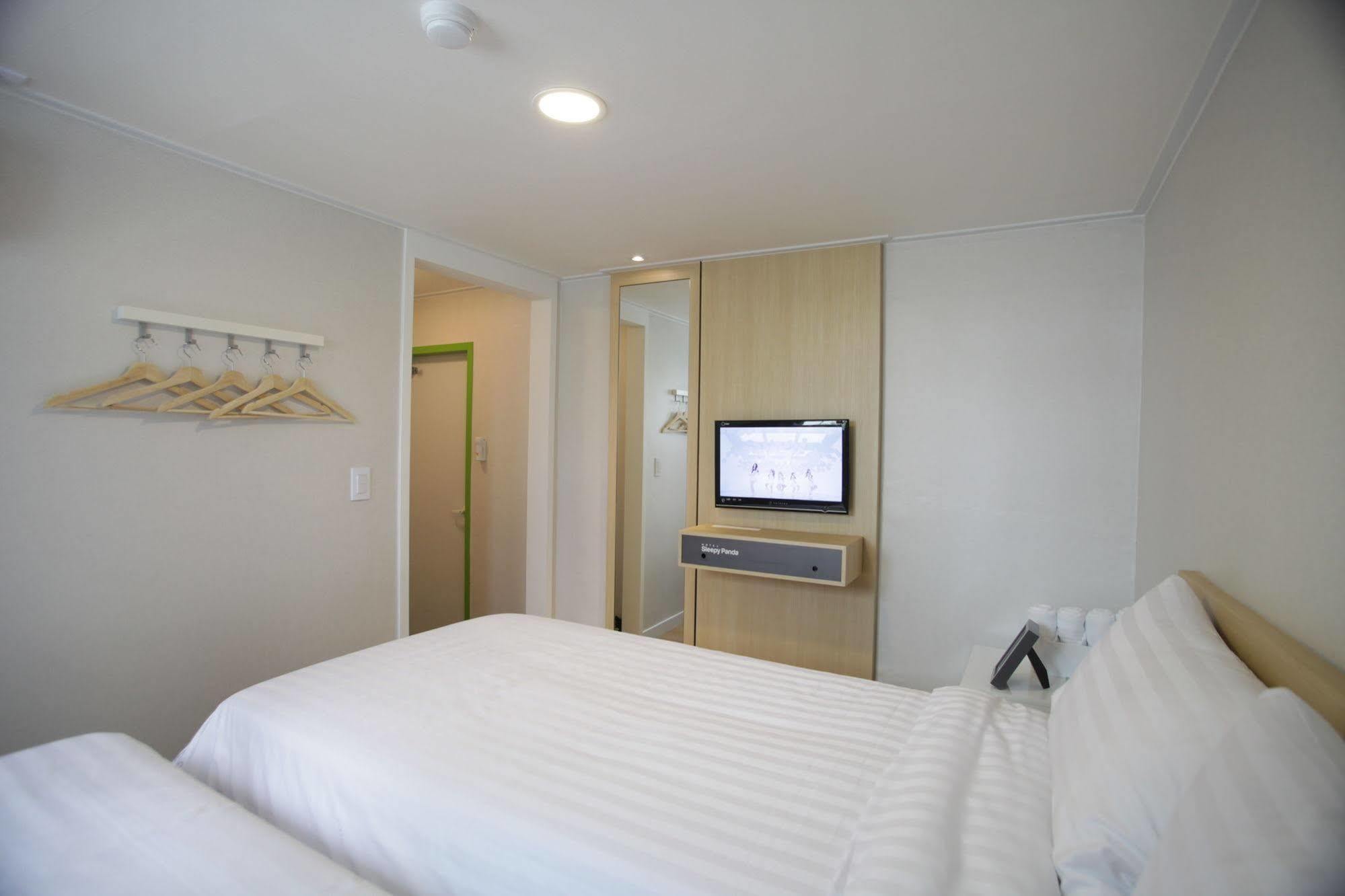 Hotel Sleepy Panda Streamwalk Seoul Jongno Kültér fotó
