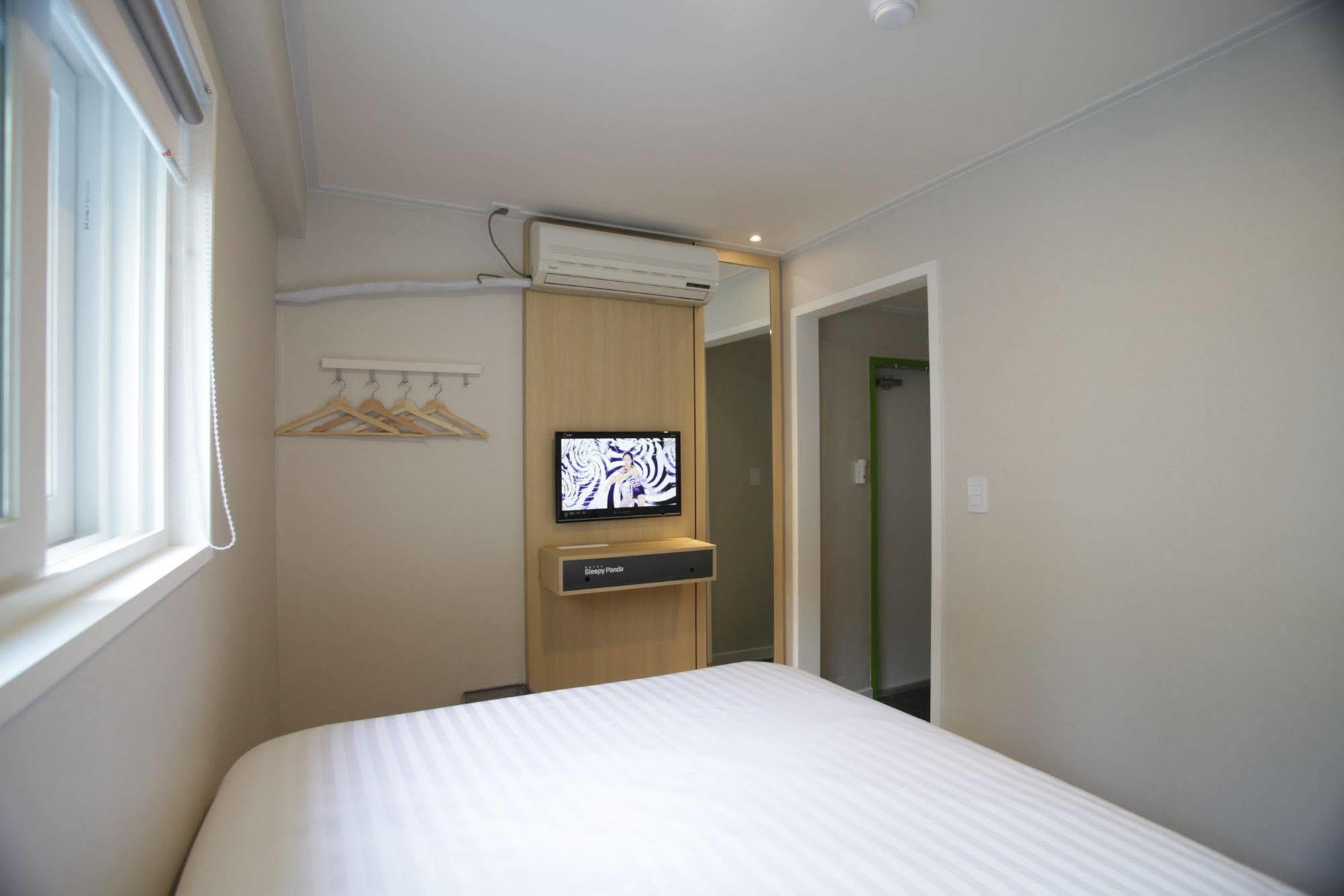 Hotel Sleepy Panda Streamwalk Seoul Jongno Kültér fotó