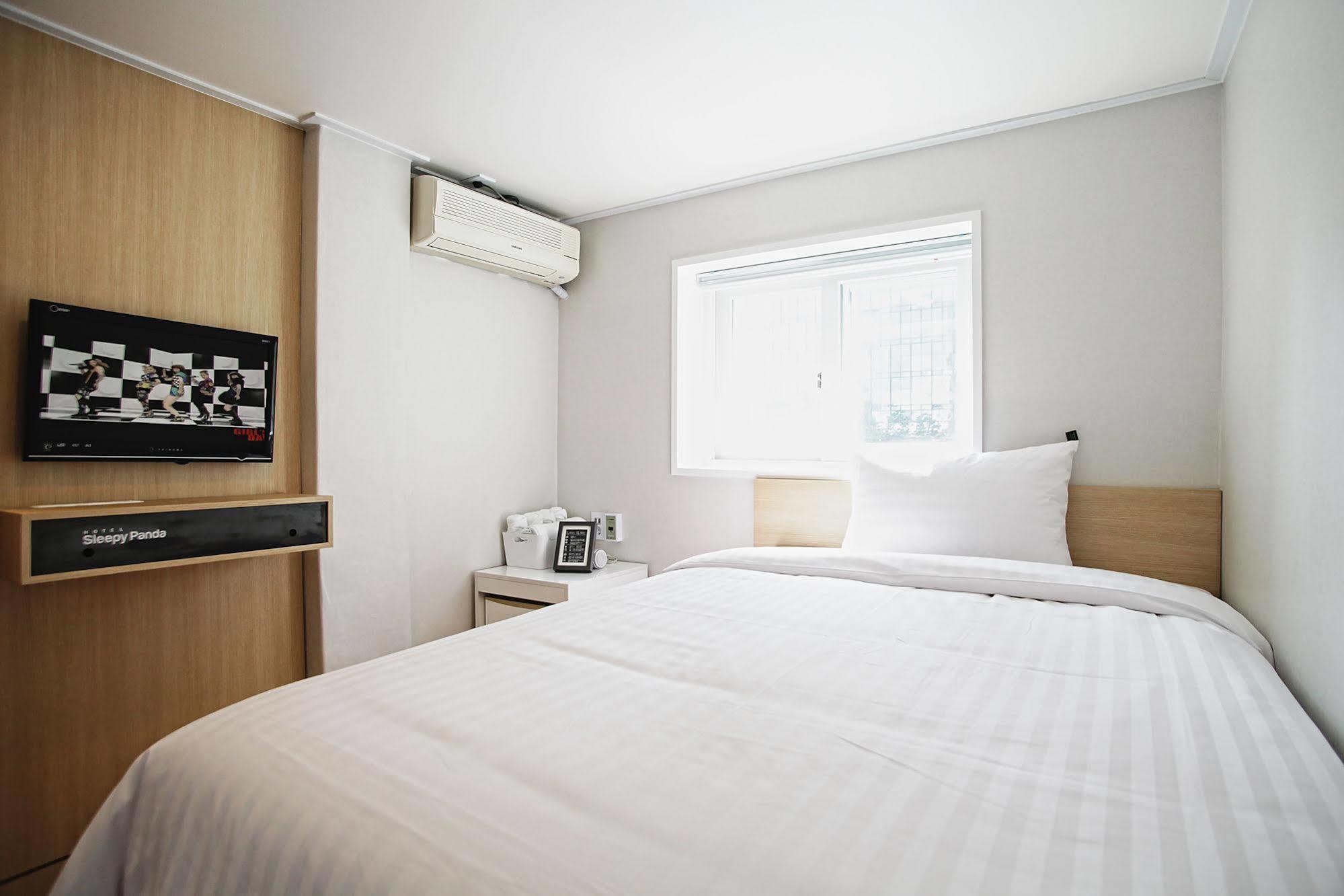 Hotel Sleepy Panda Streamwalk Seoul Jongno Kültér fotó